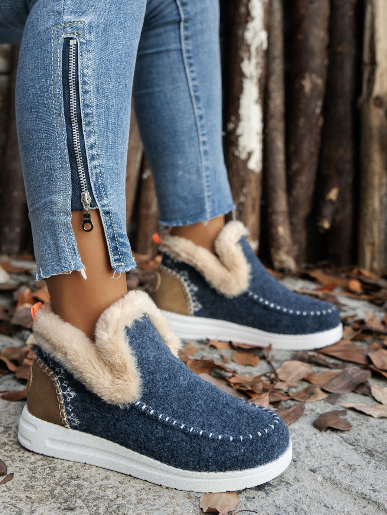 Furry Suede Toe Flat Sneakers