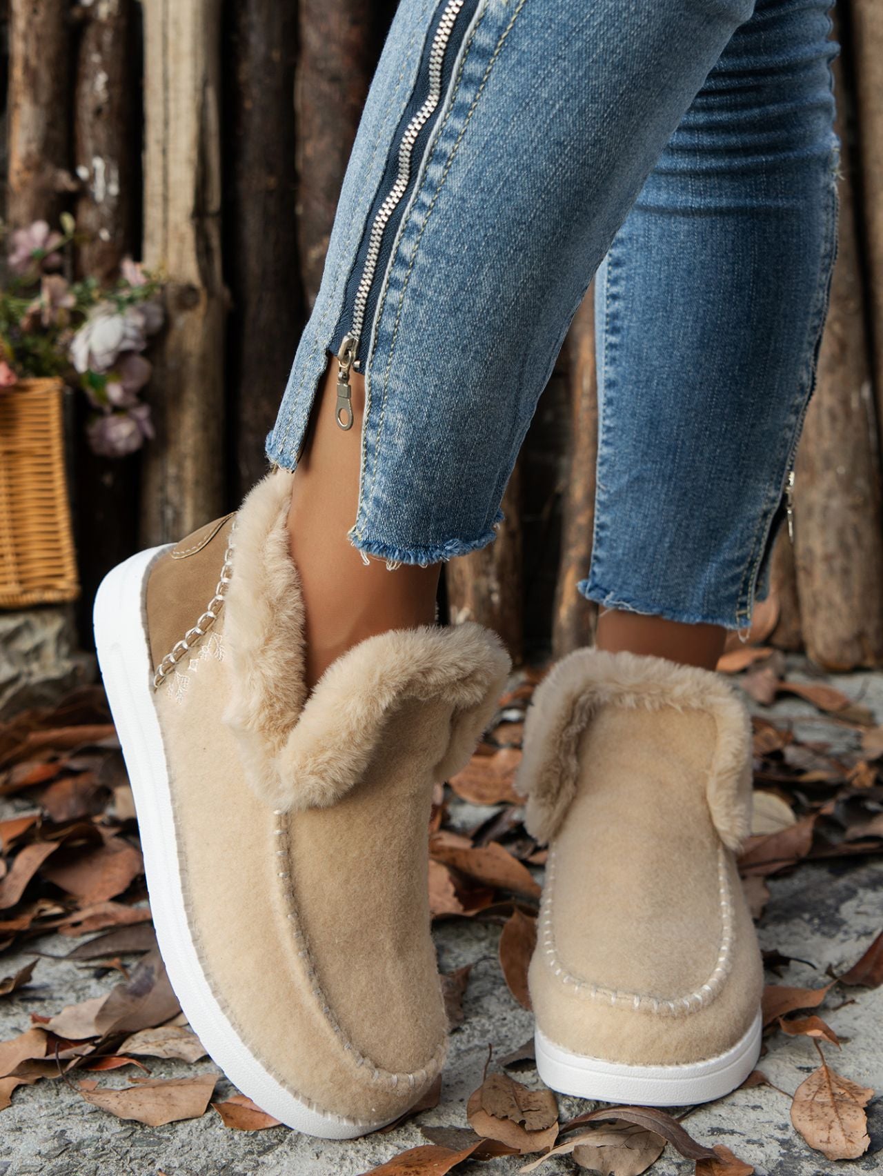 Furry Suede Toe Flat Sneakers