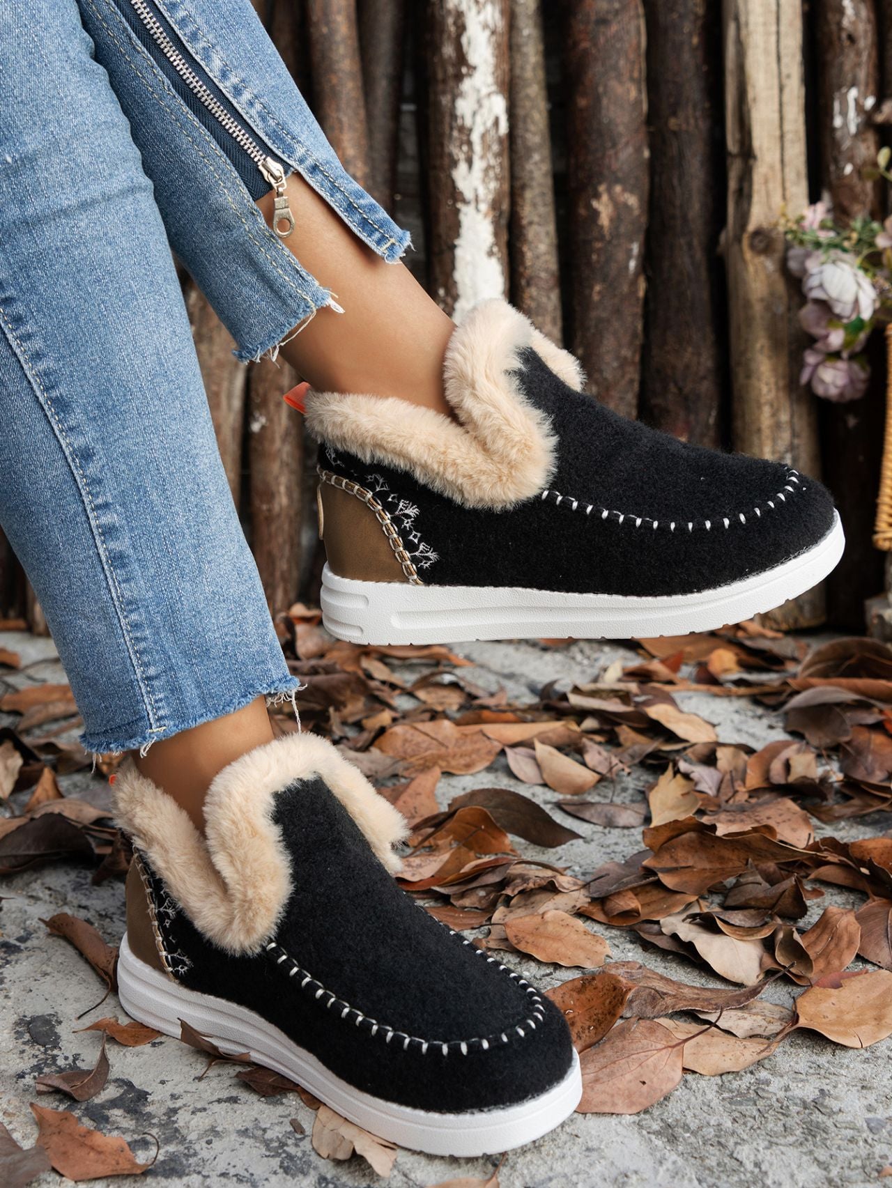 Furry Suede Toe Flat Sneakers